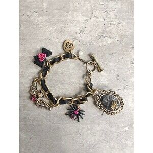 Betsey Johnson Halloween Creepy Critters Charm Bracelet Spiders Bats Glam